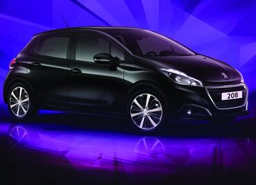 Para brillar con el 208 y Swarovski