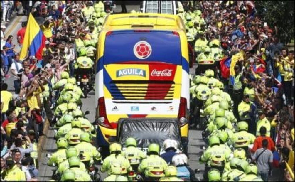 Reciben a la Selección de Colombia como héroes