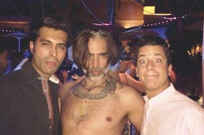 "El Potrillo", macho en escena, polémico en redes