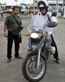 Jorge Vergara sufre un accidente en moto