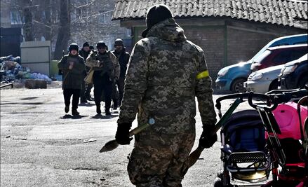 Volodimir Zelensky reconoce mil 300 bajas entre militares ucranianos