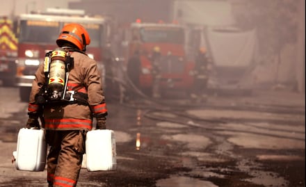 FOTOS: Así fue el fuerte incendio en una fábrica de químicos en Escobedo, Nuevo León