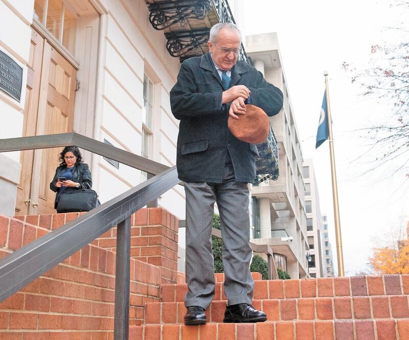 Jesús Seade, subsecretario para América del Norte de la SRE, ayer al llegar a la representación comercial de EU. SAUL LOEB. AFP