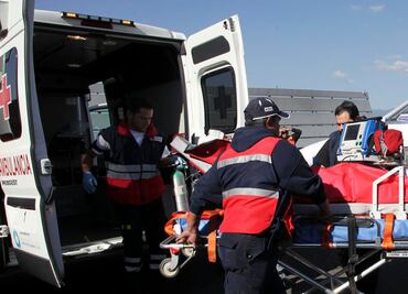 Aparecen familiares de mujer herida en Tultepec