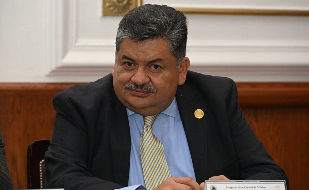 El coordinador del Grupo Parlamentario del PRI en el Congreso de la Ciudad de México, Ernesto Alarcón. Foto: Especial