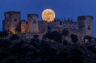 Fotogalería. Imágenes del mundo en la víspera de la Súper Luna