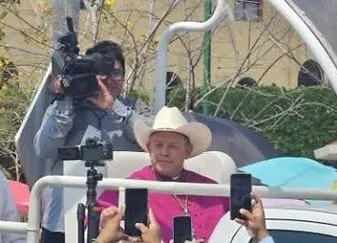 Arzobispo de Tuxtla Gutiérrez pide disculpas por usar papamóvil; asegura que se usó "muy poco"