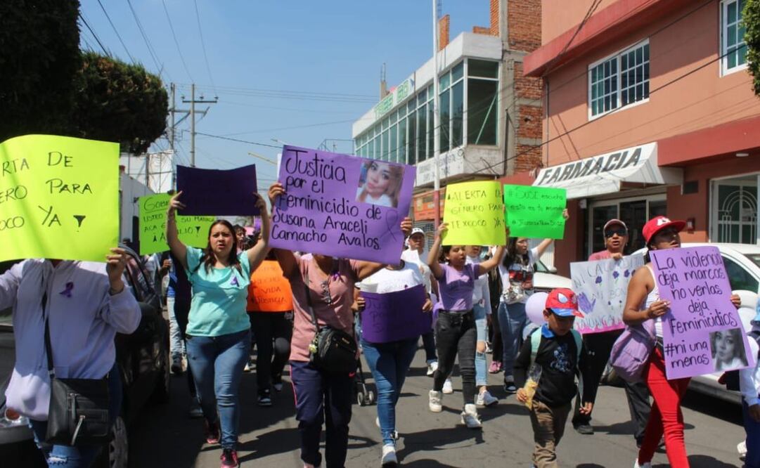 Familiares protestaron en la Fiscalía Regional de Texcoco por la muerte de Susana Araceli, localizada el 20 de febrero con signos de violencia en su casa. Fotos y video Brenda Martínez/EL UNIVERSAL