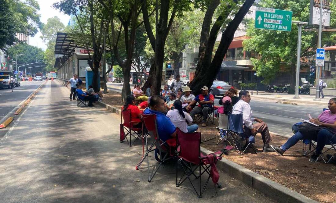 Usuarios se muestran descontentos con bloqueos de la CNTE (27/05/2025). Foto: Juan Carlos Williams / EL UNIVERSAL