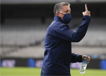 Ricardo Peláez lleva sus malas mañas al Guadalajara