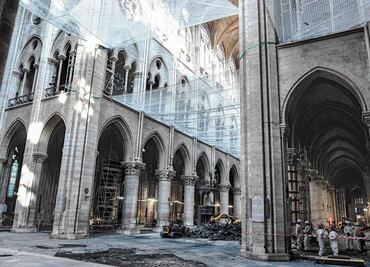 Con "toques contemporáneos" al interior, así será la reconstrucción de Notre Dame