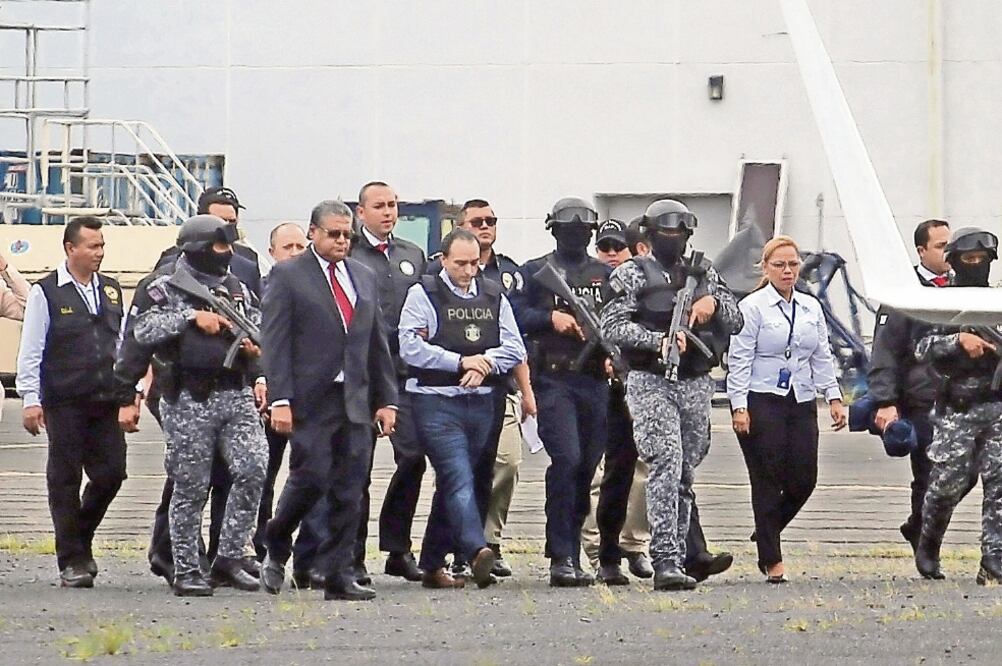 La Fiscalía General de Quintana Roo buscará que el ex gobernador Borge enfrente las acusaciones por presunto peculado, aprovechamiento ilícito y ejecución indebida de la función pública.  (ARCHIVO EL UNIVERSAL)