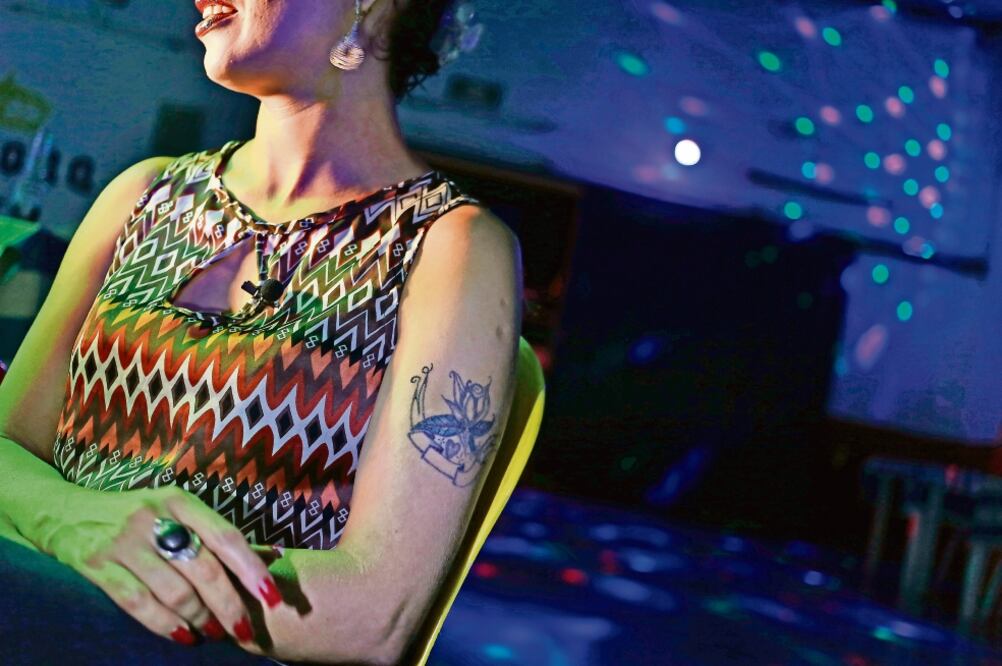 Raquel nació en Tegucigalpa, tiene dos carreras de bachillerato técnico y sueña con trabajar en Estados Unidos. Dejó Honduras porque su hermano se involucró con los miembros de la pandilla de los maras (JACOB GARCÍA)