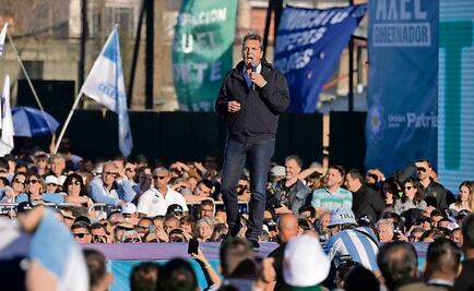 Massa encabeza elecciones presidenciales en Argentina; irá a segunda vuelta con Milei