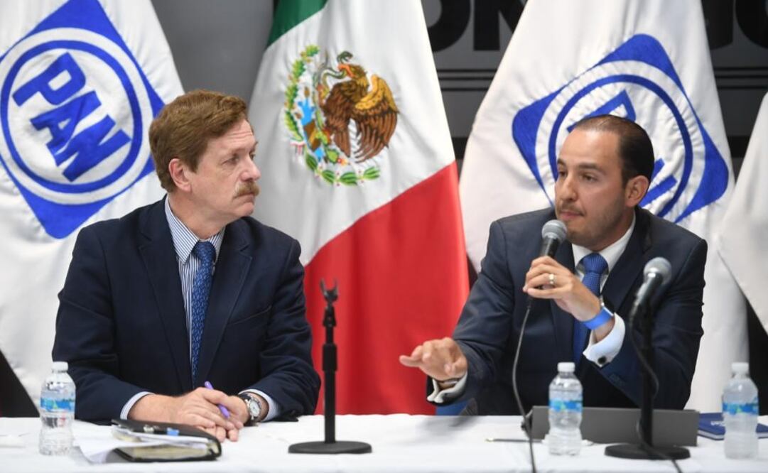 Juan Carlos Romero y el presidente nacional del PAN, Marko Cortés. Foto: Horacio Jiménez/EL UNIVERSAL