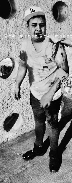 Hombre herido por balas de los presuntos policías Foto: Especial