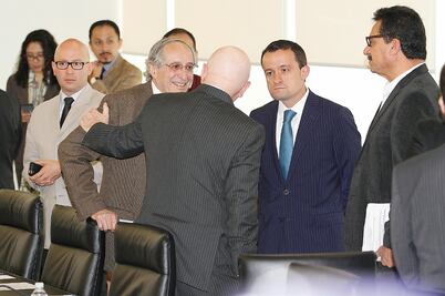 Han pedido 57 personas un amparo para fumarla: Cofepris