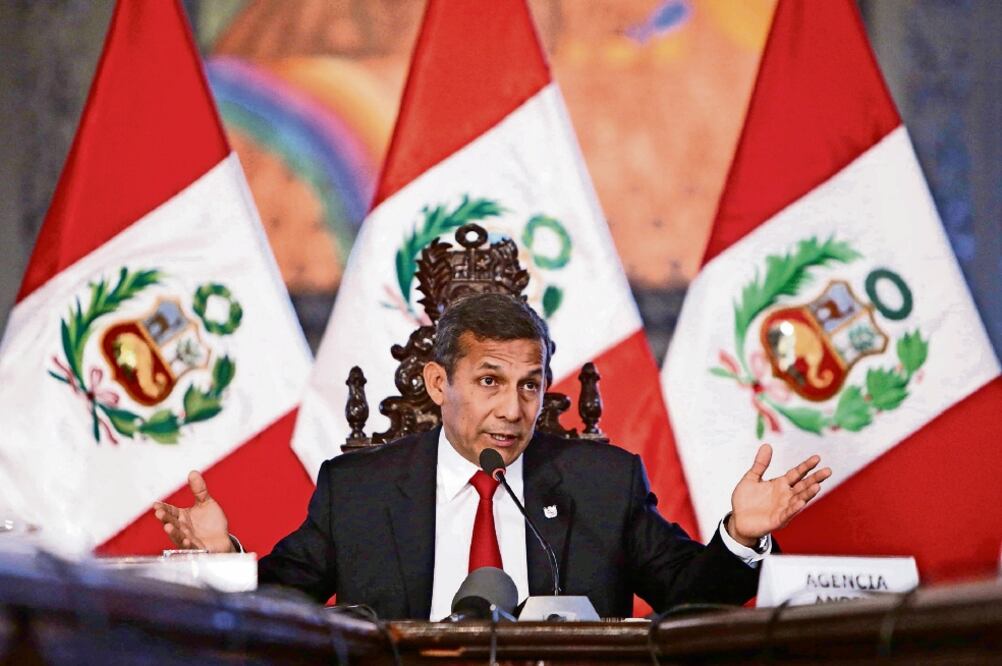 Ollanta Humala, durante una rueda de prensa, en Lima. El presidente peruano deja hoy el gobierno en manos de su sucesor, Pedro Pablo Kuczynski (ARCHIVO. EFE)