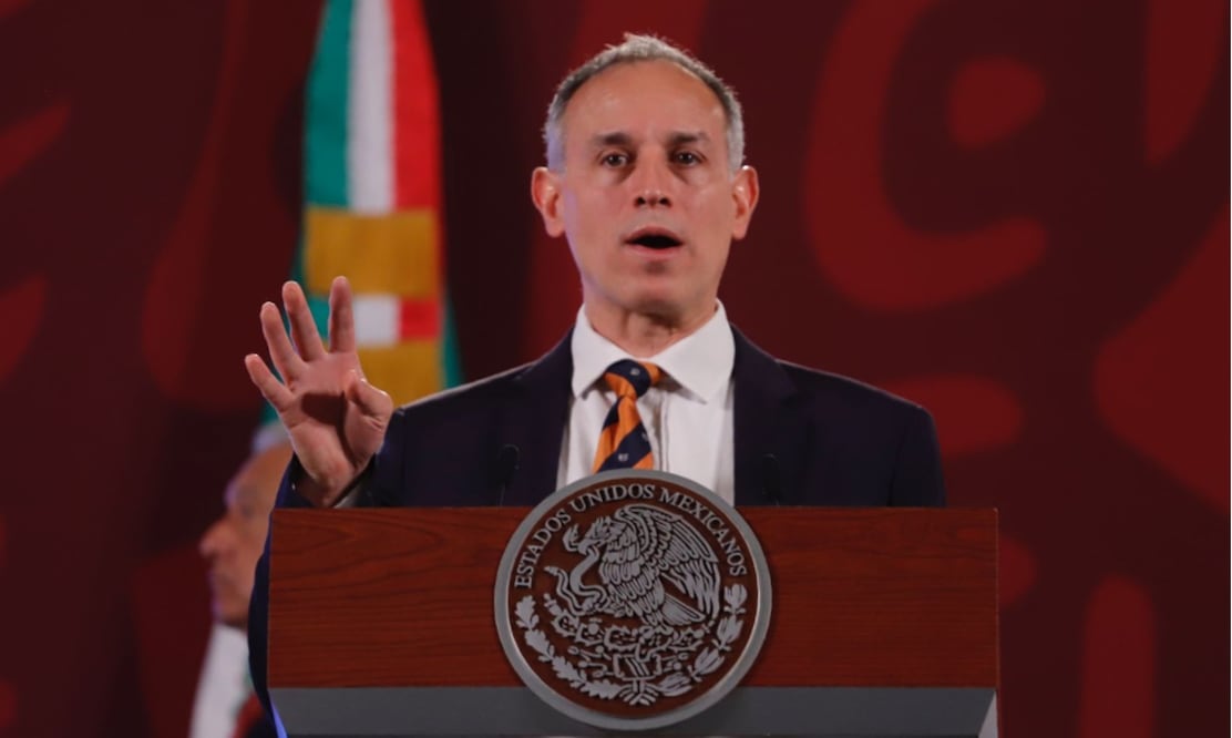 López Gatell aseguró que un monitoreo especial hecho en todo el país en casi 120 mil escuelas, sólo ocho tuvieron algún problema relacionado con el Covid-19. Foto: Berenice Fregoso