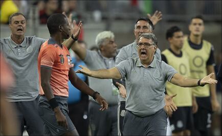'Tata' Martino será castigado para las semifinales de la Copa Oro