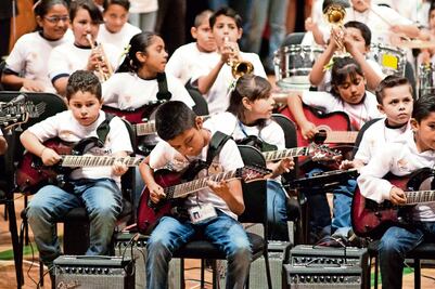 SaludArte va a más zonas marginadas