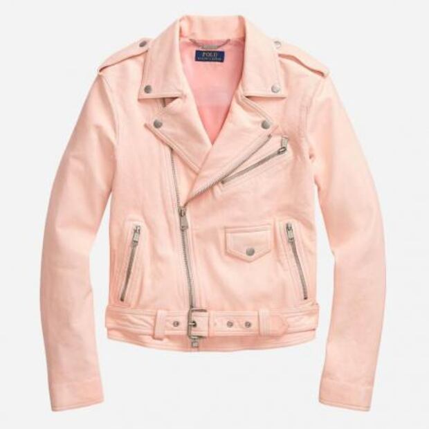 Así es como la industria de la moda y belleza apoya la lucha contra el cáncer de mama