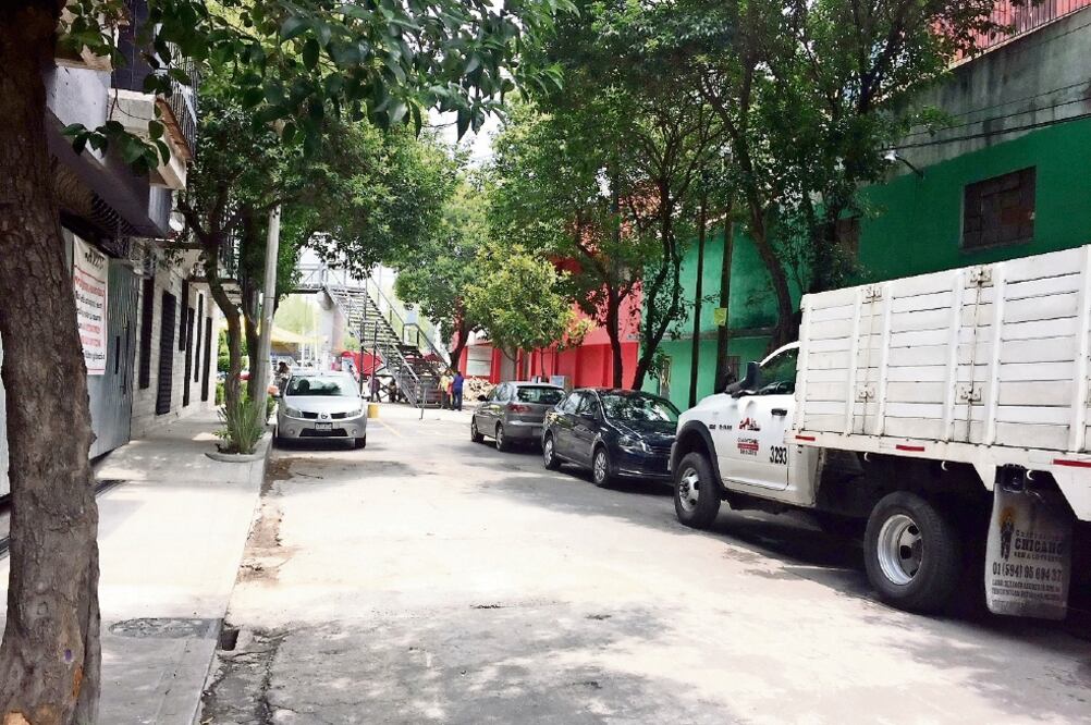 Habitantes de la colonia Ampliación Asturias, en la delegación Cuauhtémoc, dicen que ahí los robos son una constante y no se ha reforzado la vigilancia (ANDREA AHEDO. EL UNIVERSAL)