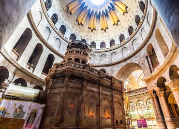 VIDEO: Autoridades israelíes amenazan y agreden a feligreses durante celebración de Pascua; imponen restricciones a cristianos palestinos