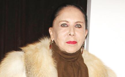 Directora de Bellas Artes confunde a Lilia Aragón con Angélica Aragón