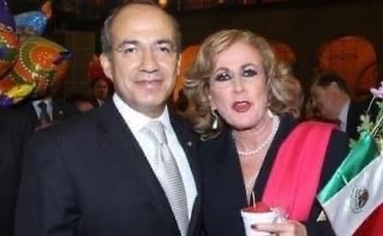 "Cuando teníamos Presidente"; Laura Zapata postea foto con Felipe Calderón y la tunden en redes sociales