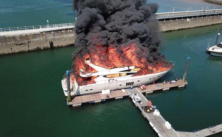 Lujoso superyate se hunde se incendia y termina hundido en Inglaterra