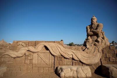 Ya comenzó el Festival Internacional de Esculturas de Arena 