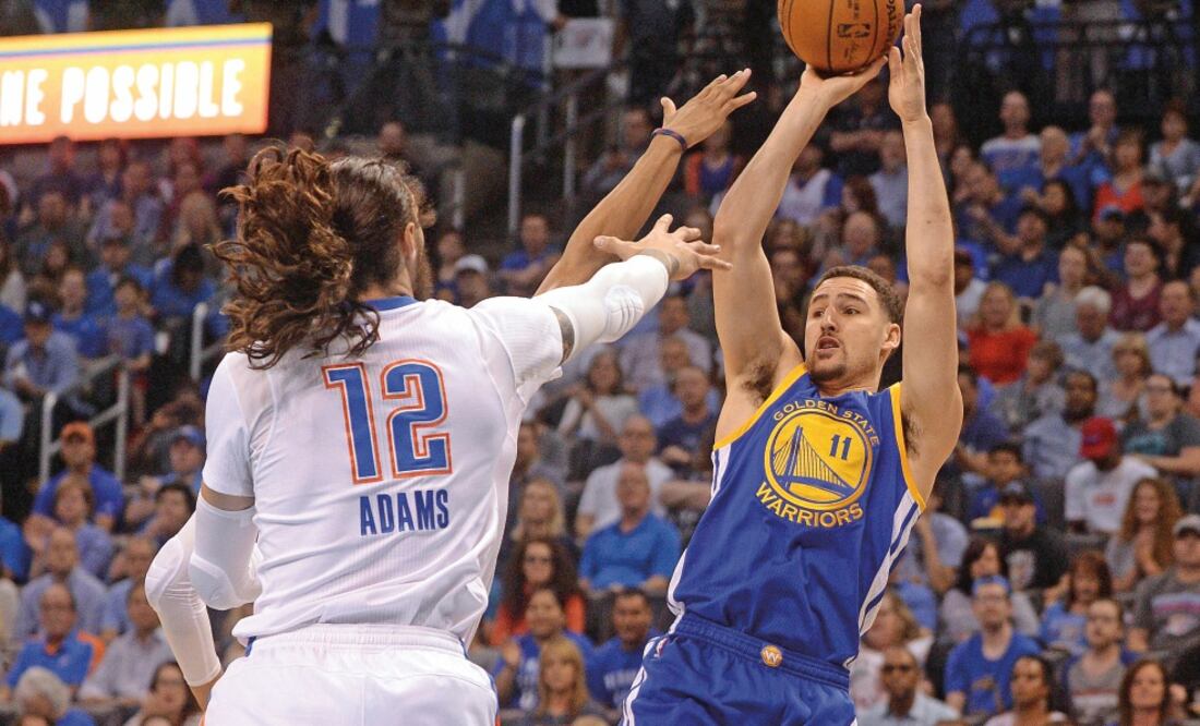 Klay Thompson encestó 34 puntos y Golden State puso fin a la racha de cinco triunfos seguidos del Thunder. (MARK D. SMITH. USA TODAY SPORTS)
