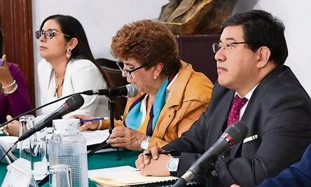 No juntaron las firmas para revocación: Acosta