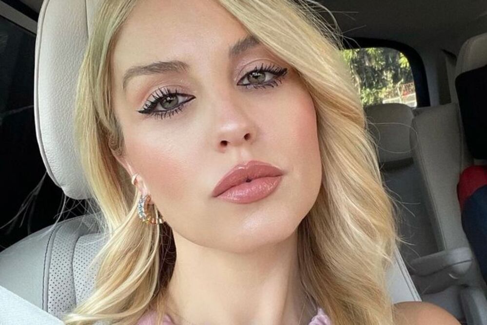 Saioa Cañibano comparte sus looks más fashionistas mediante redes sociales. Foto: Instagram @saioaa