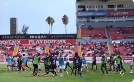 Se desata pelea campal entre Necaxa y Querétaro