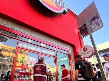 Tras inspecciones, suman tres tiendas Waldo’s clausuradas en Sinaloa