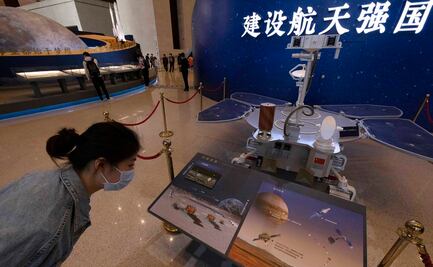 China logra posar en Marte a su robot teledirigido "Zhurong"