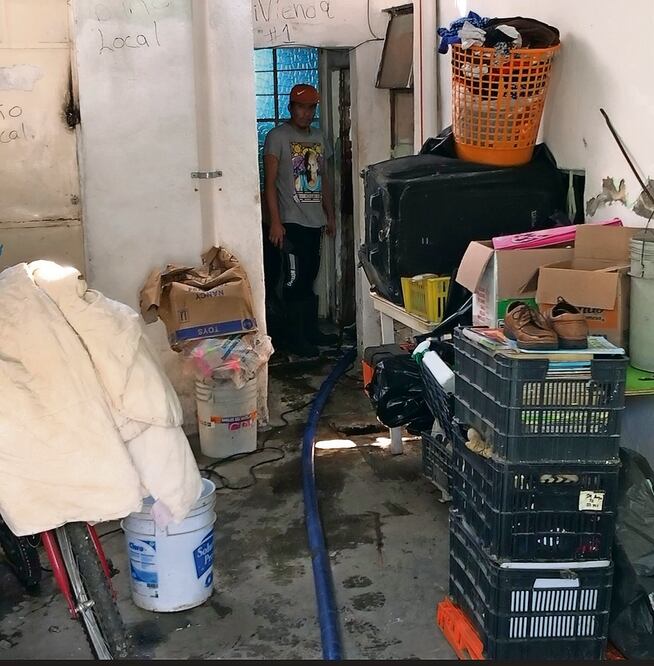 La casa de Jorge Bryan fue una de las más afectadas. Sus muebles y una computadora quedaron inservibles. Foto: Alberto González / El Universal