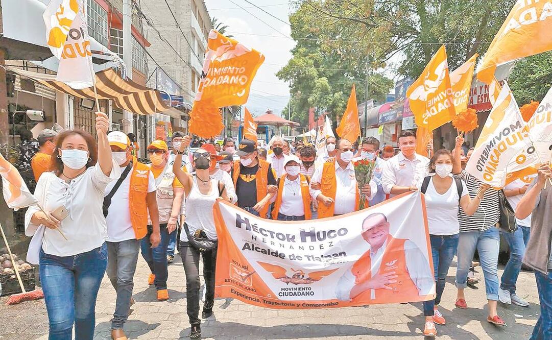 Héctor Hugo Hernández recorrió las calles de los pueblos originarios de Tlalpan con música de tambora. Algunos recuerdan que otra vez quiere gobernar la alcaldía. Foto: Especial.