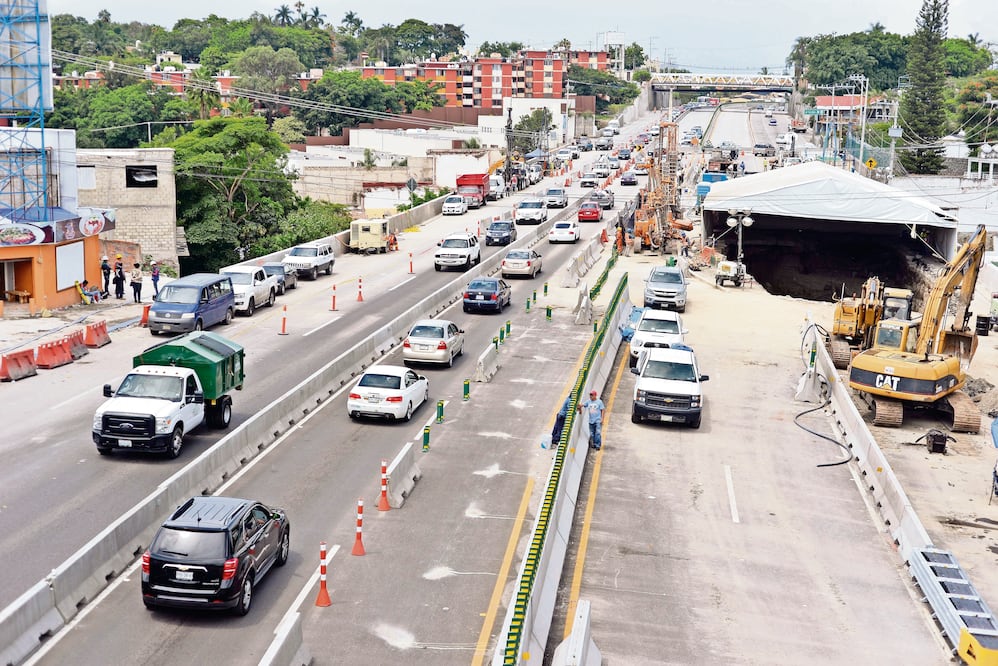 Según experto, proyectos de construcciones pueden tener variaciones de 25%; en el caso del libramiento fue de 100% y la ley no lo contempla (TONY RIVERA. EL UNIVERSAL)