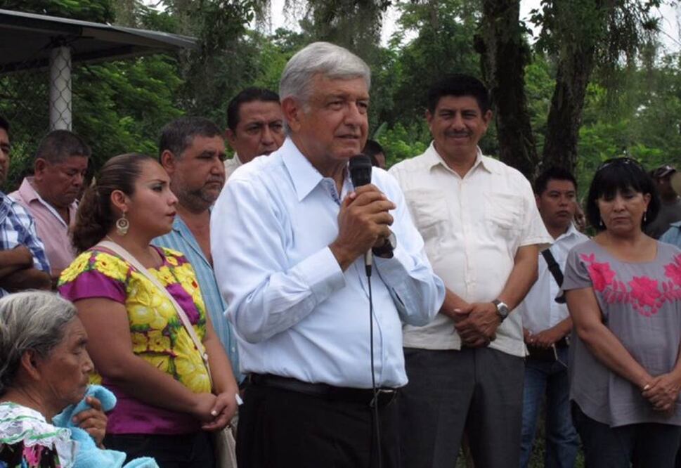 Andres Manuel López Obrador en San Pedro Ixcatlán, Oaxaca. (Foto: lopezobrador.org.mx)