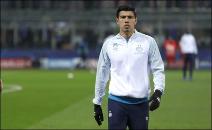 Erick Gutiérrez no la pasa bien en el PSV