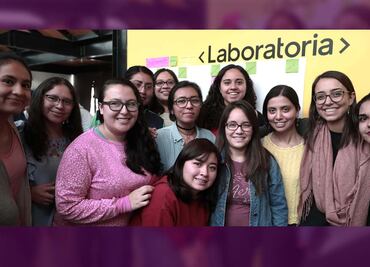 De desempleadas, a ganar en dólares