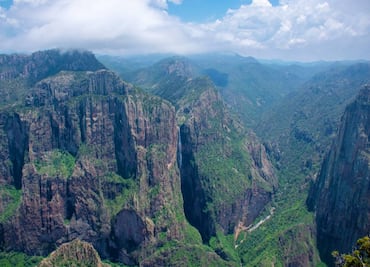 Piedra Volada: viaja a la cascada más alta de México