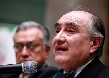 Detienen a Alfredo Jalife tras denuncia de Tatiana Clouthier por difamación