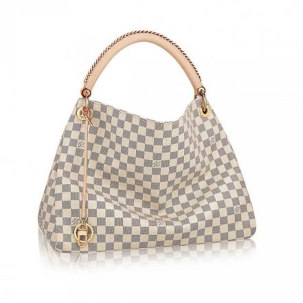 Maribel Guardia presume sus marcas de lujo favoritas en Cuba