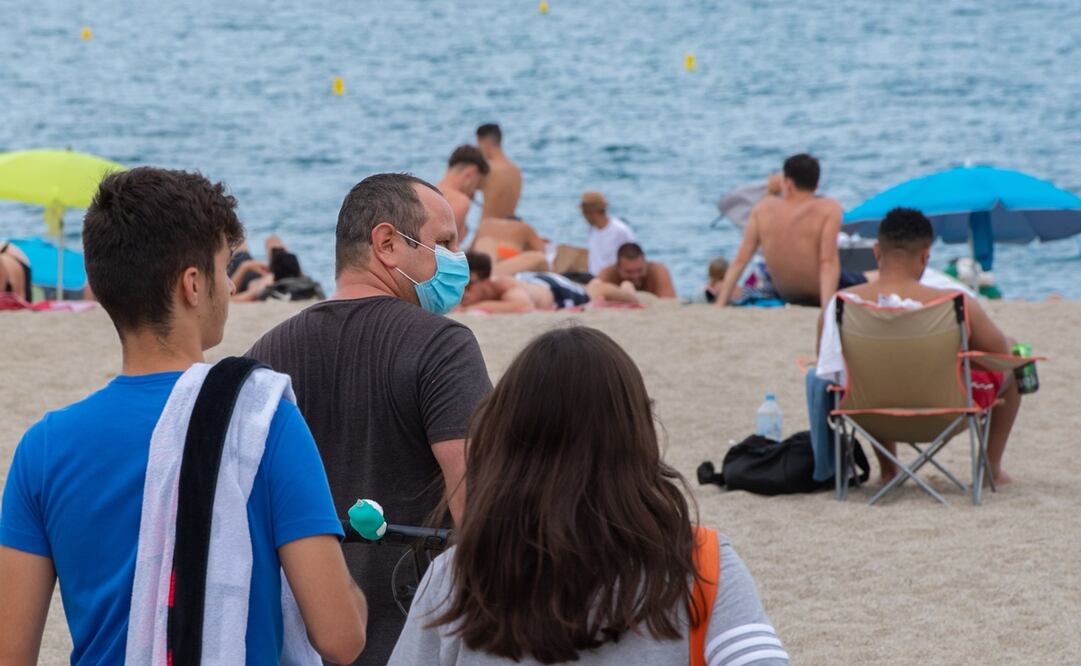 Francia impone pruebas de obligatorias de Covid-19 a personas provenientes de 16 países