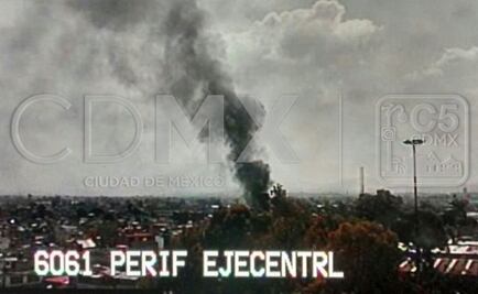 Reportan fuerte incendio en fábrica de cartón en Gustavo A. Madero