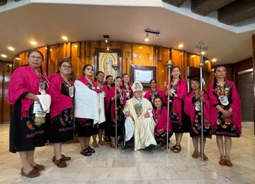 Más de 10 mil mujeres y buscadoras de Morelia peregrinan a la Basílica; reciben misa para “impulsarlas a construir la paz”